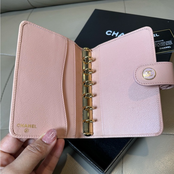 SOLD ❌CHANEL Agenda Cover pink - Picture 3 of 9